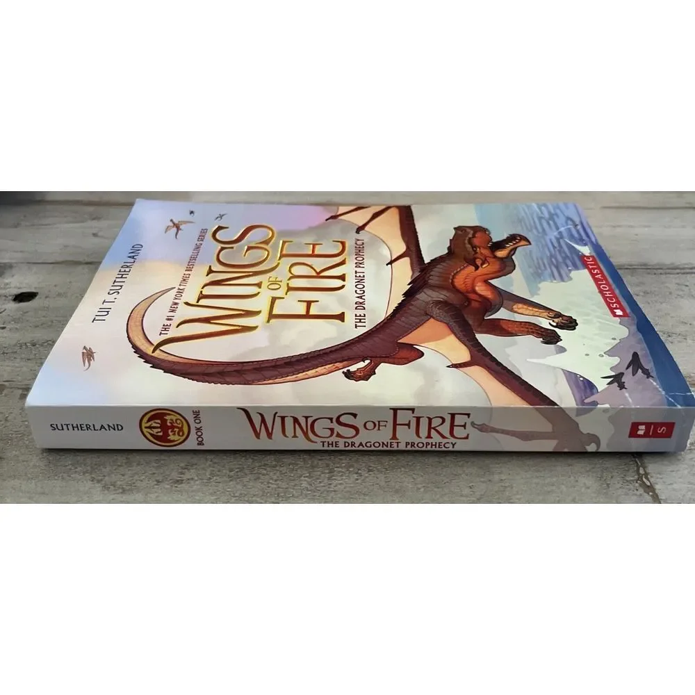 Wings of Fire, One The Dragnet Prophecy Tui‎ T Sutherland Paperback Book